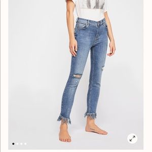 Free People Great Heights Frayed Skinny Jeans